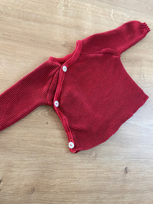 Brassière rouge 1 mois
