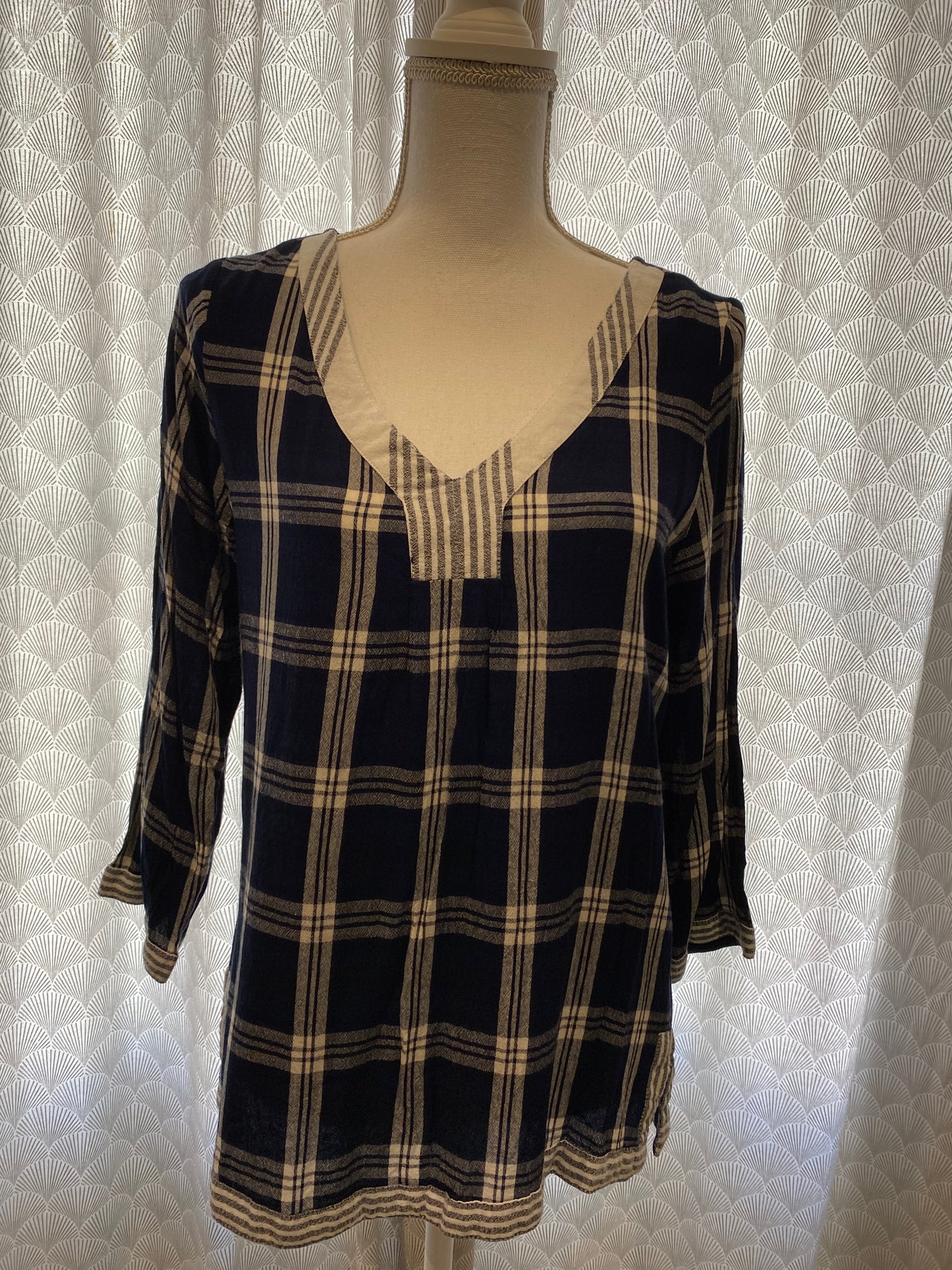💙🤍 Blouse à carreaux bleus et blancs – Super U – taille 38
