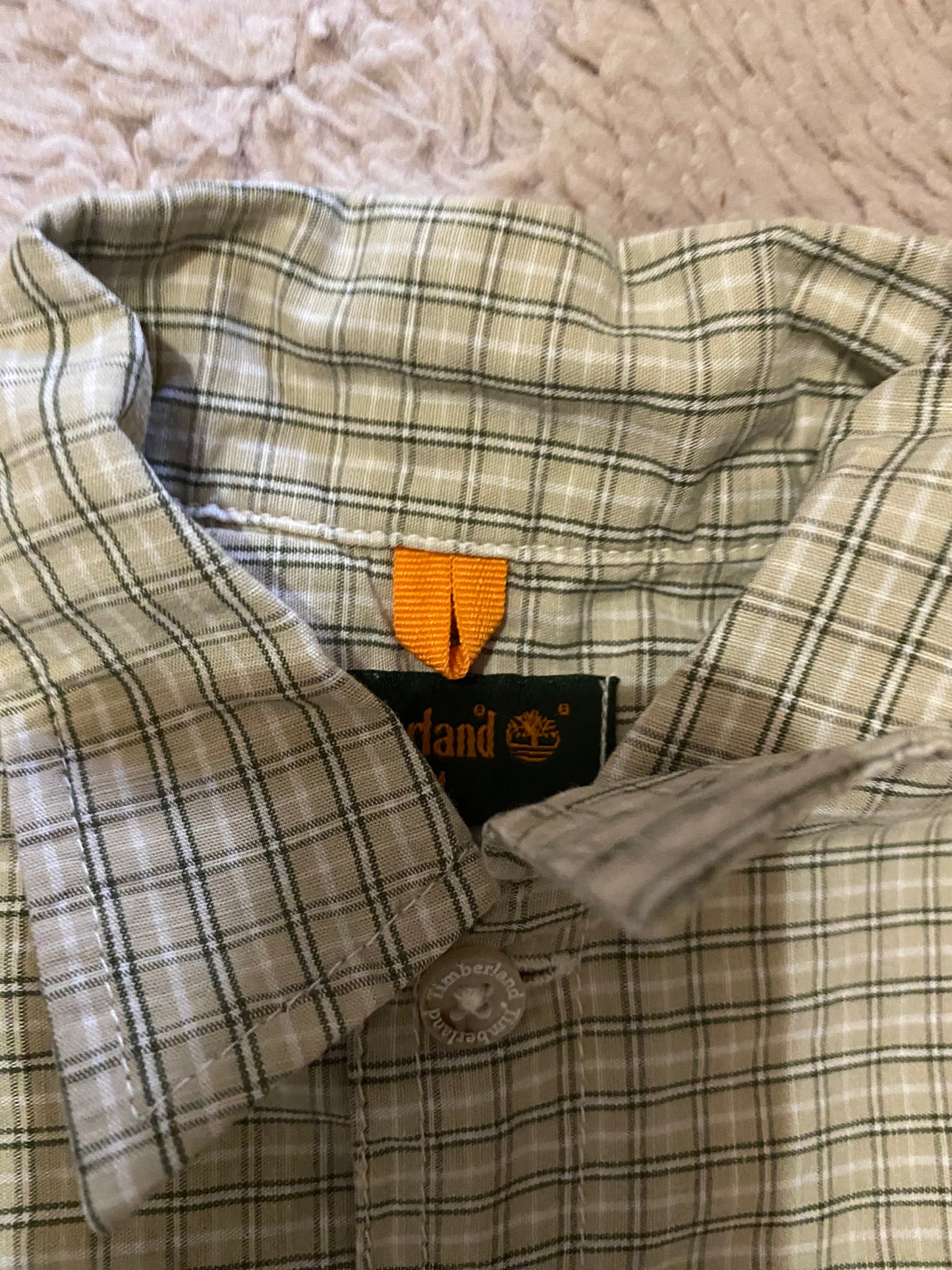 Lot 2 chemises bébé 12 mois – Timberland + sans marque – été – très bon état