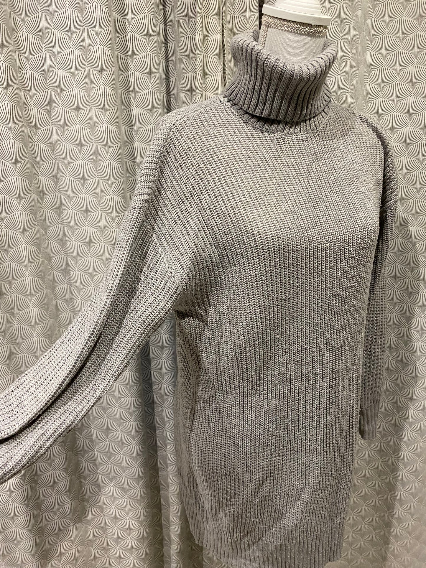 Robe grise clair effet laine – H&M – T.M