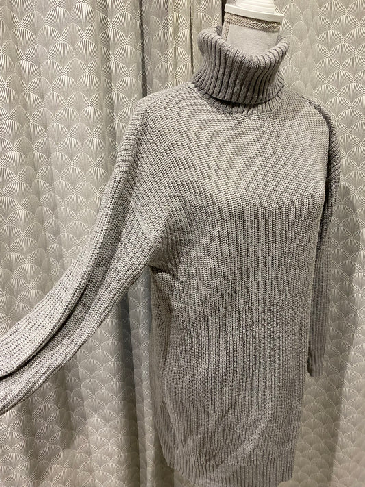 Robe grise clair effet laine – H&M – T.M