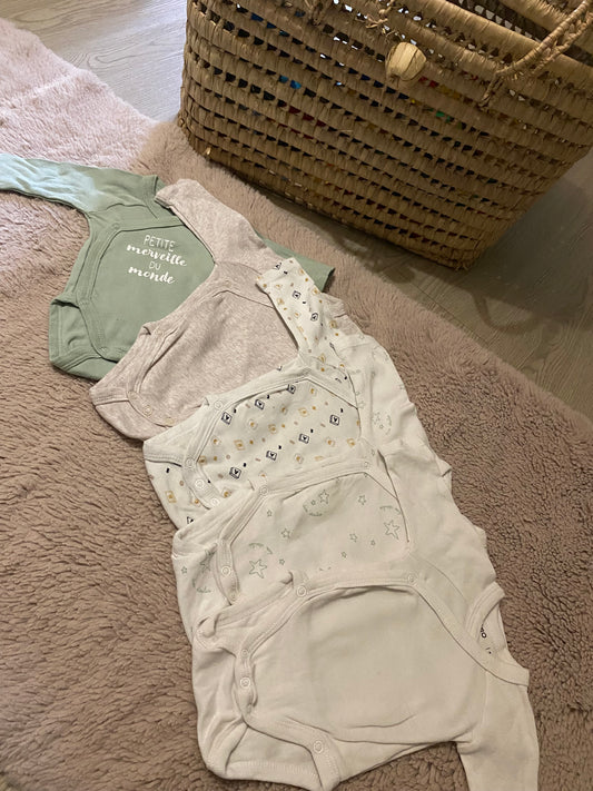 Lot 5 bodies manches longues – Gémo – 1 mois