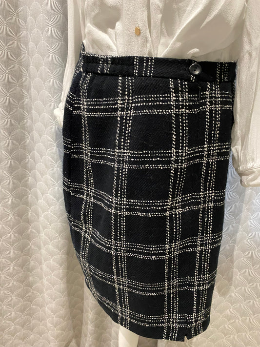 Jupe noire et blanche à carreaux – Effet laine – T44
