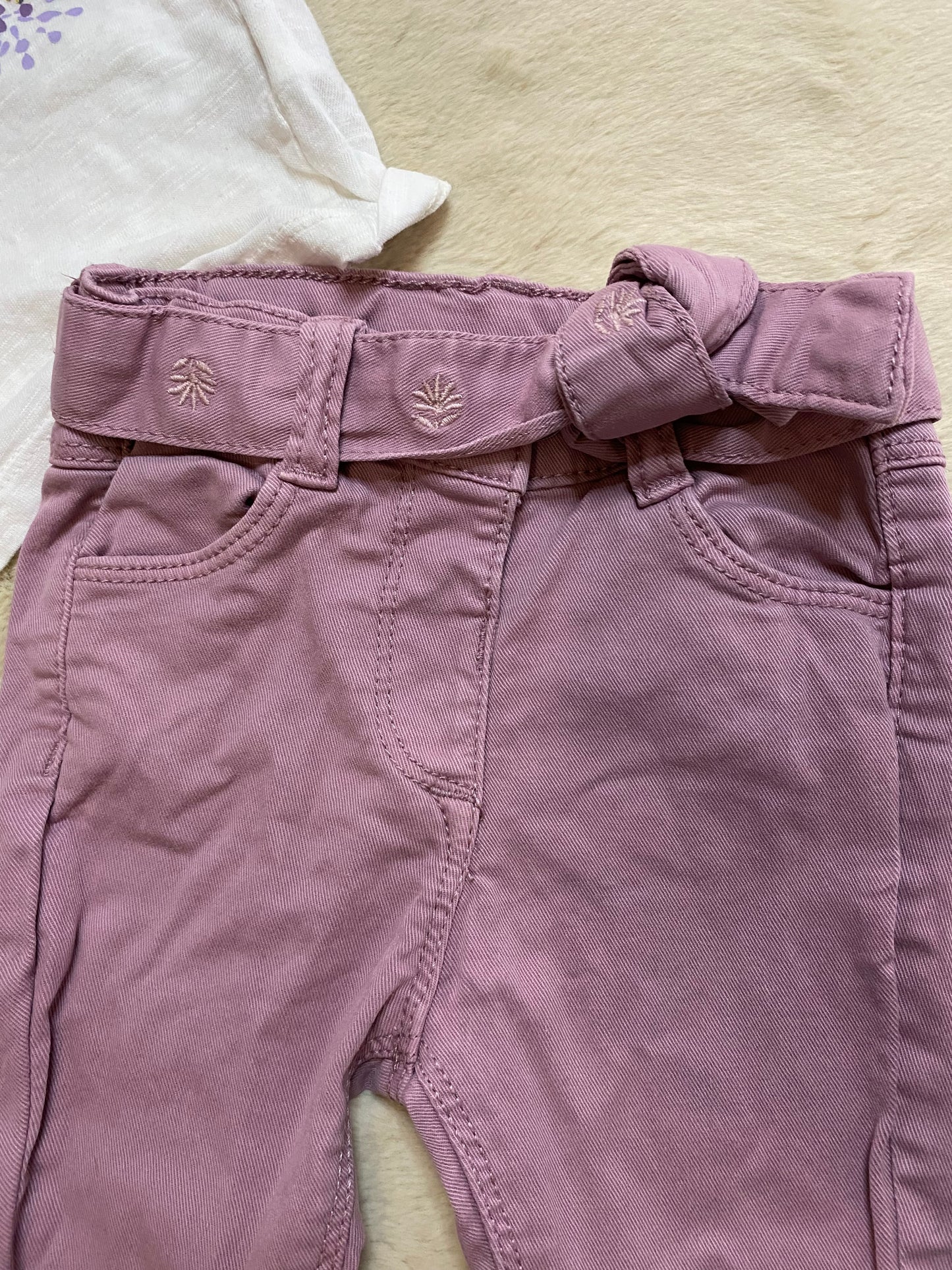 Pantalon violet 6 M