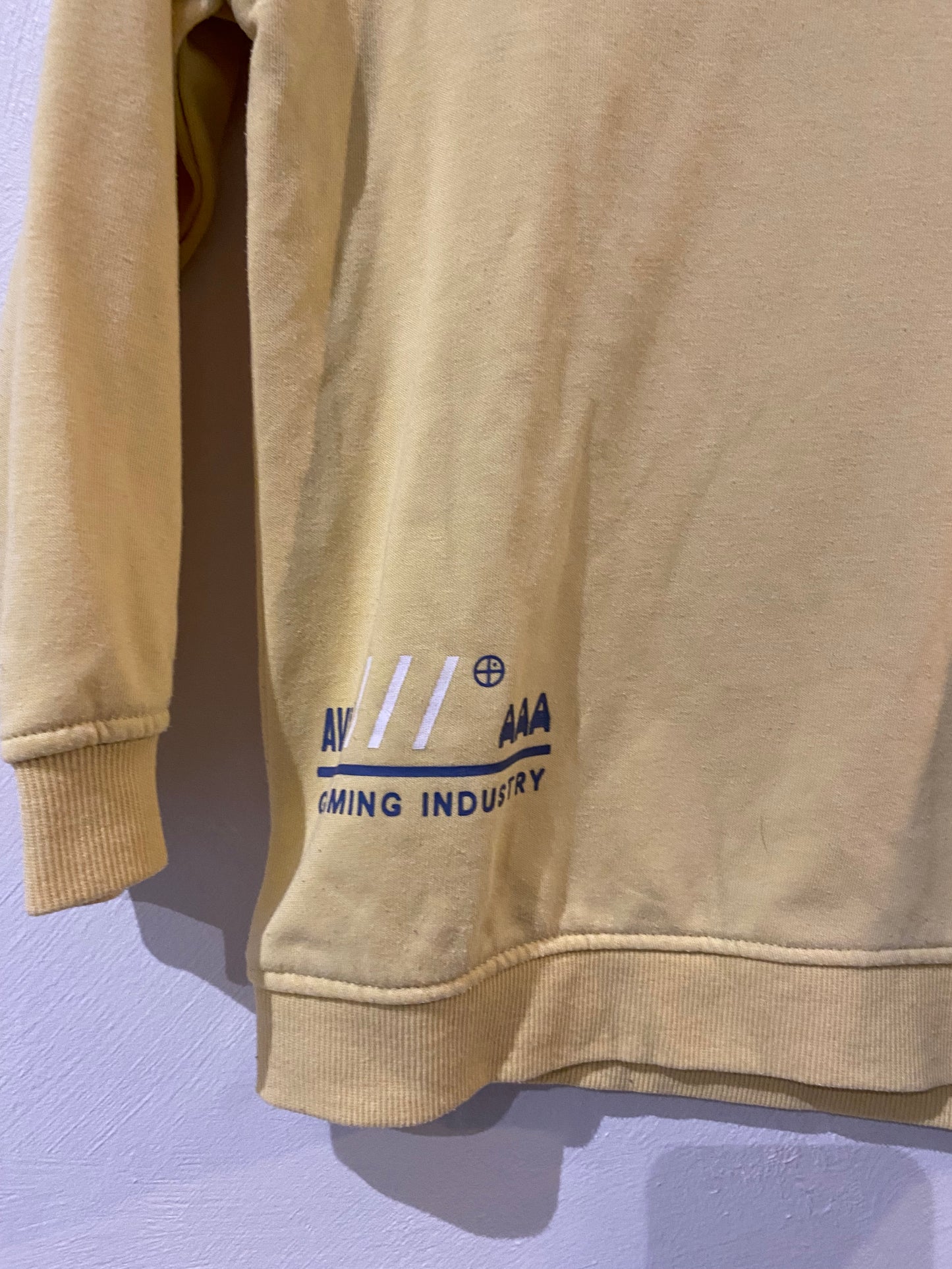 Sweat léger jaune – 7/8 ans – TEX