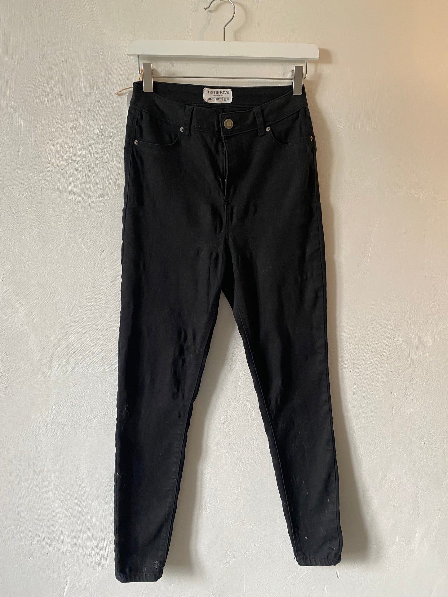 Slim noir – Terranova