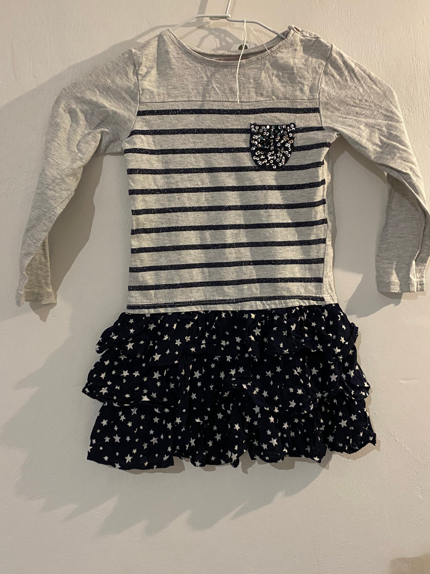 Robe grise rayée avec jupon à étoiles – 4 ans – Lisa Rose