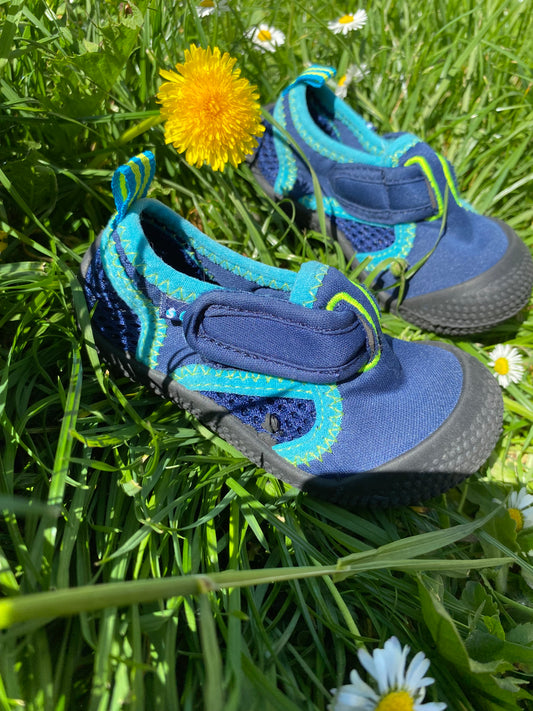 Chaussures eau 22