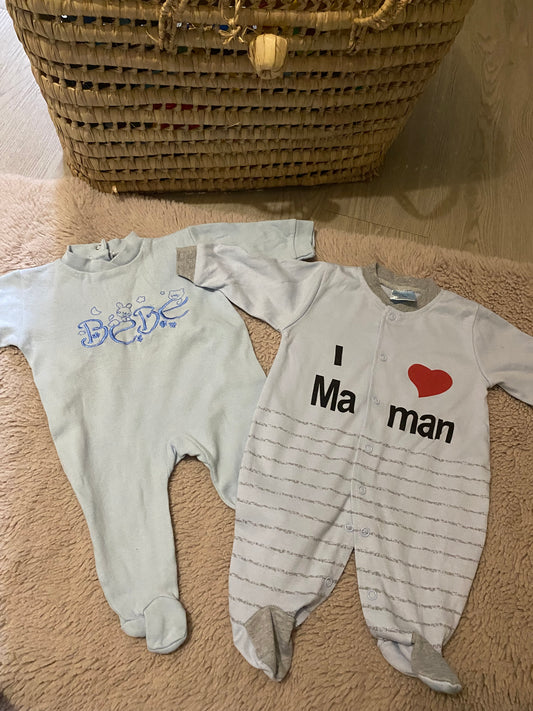 Lot 2 pyjamas bébé – Sans marque – 3 mois