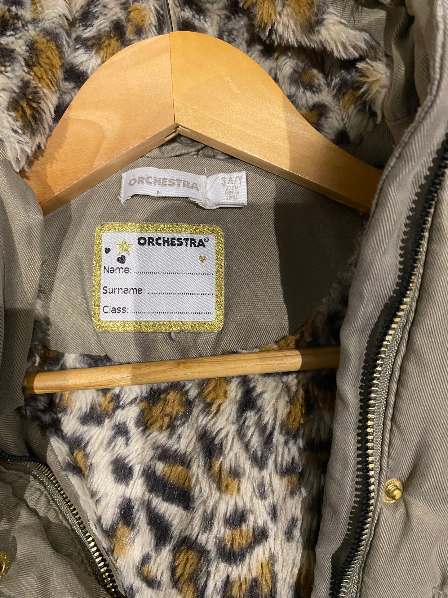 🐆 Doudoune kaki intérieur léopard – 3 ans –  défaut