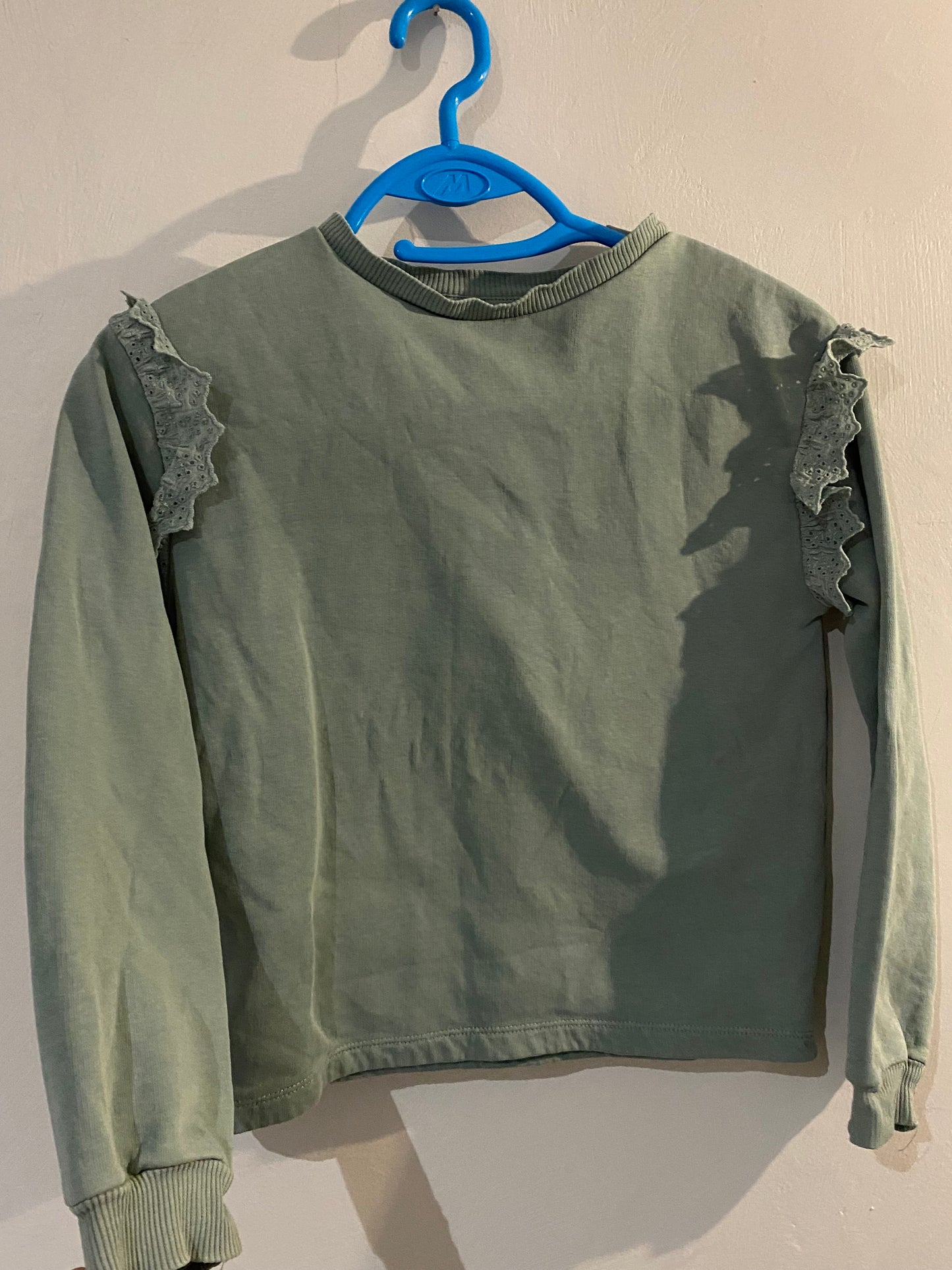 Sweat vert sauge à froufrous fille – 10 ans – Kiabi