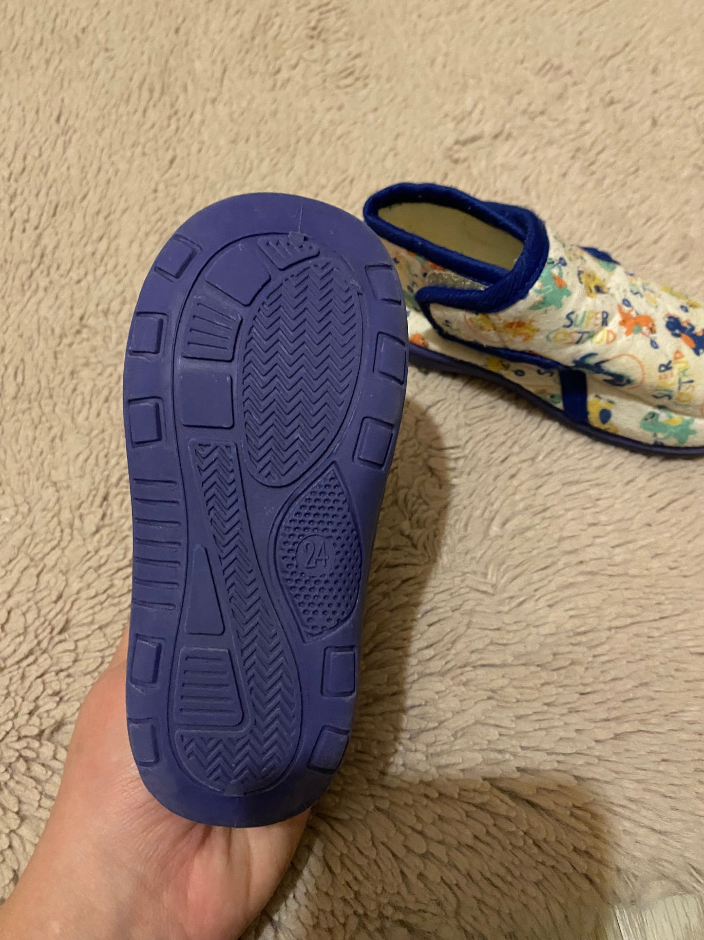 Chaussons bleu & blanc – Taille 24