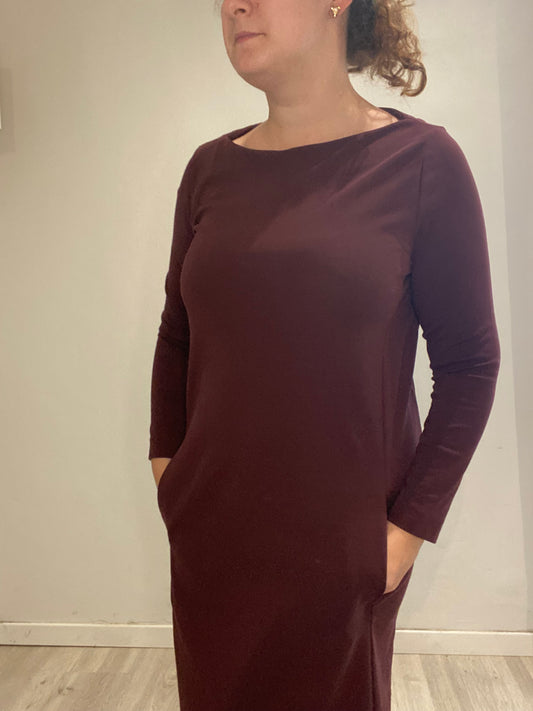 Robe bordeaux droite