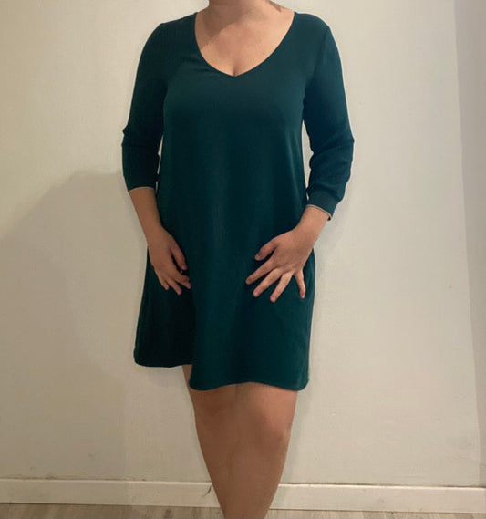 Robe verte droite