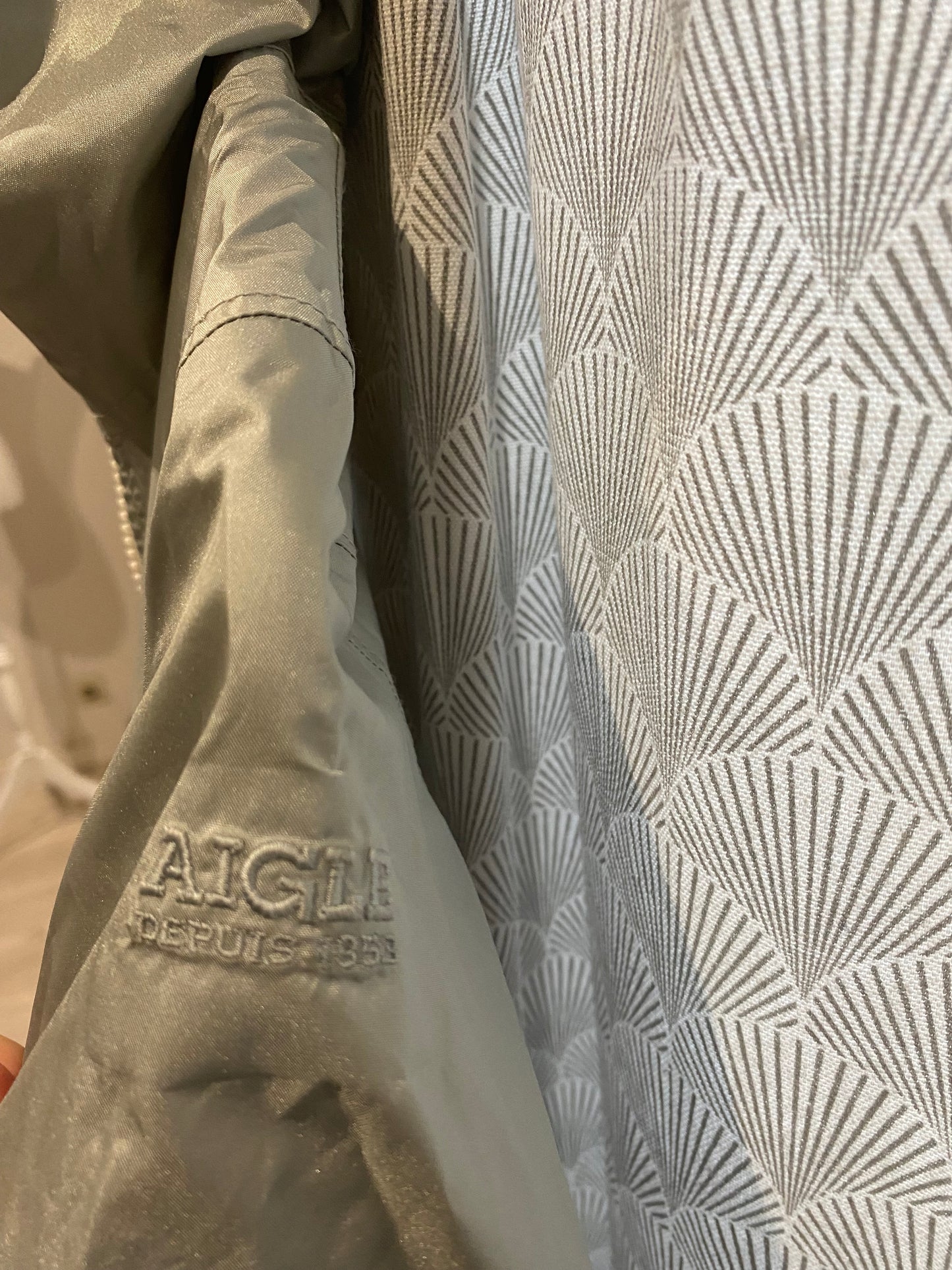☔ K-way gris – Aigle – 6 ans