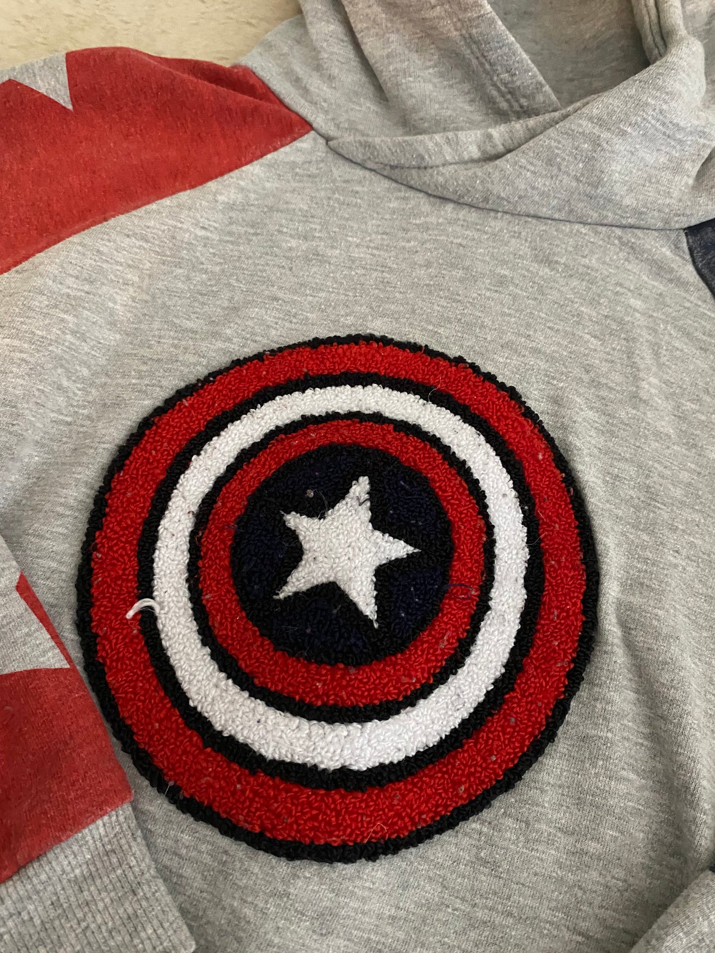 Sweat Avengers – Captain America 6 ans / 7 ans