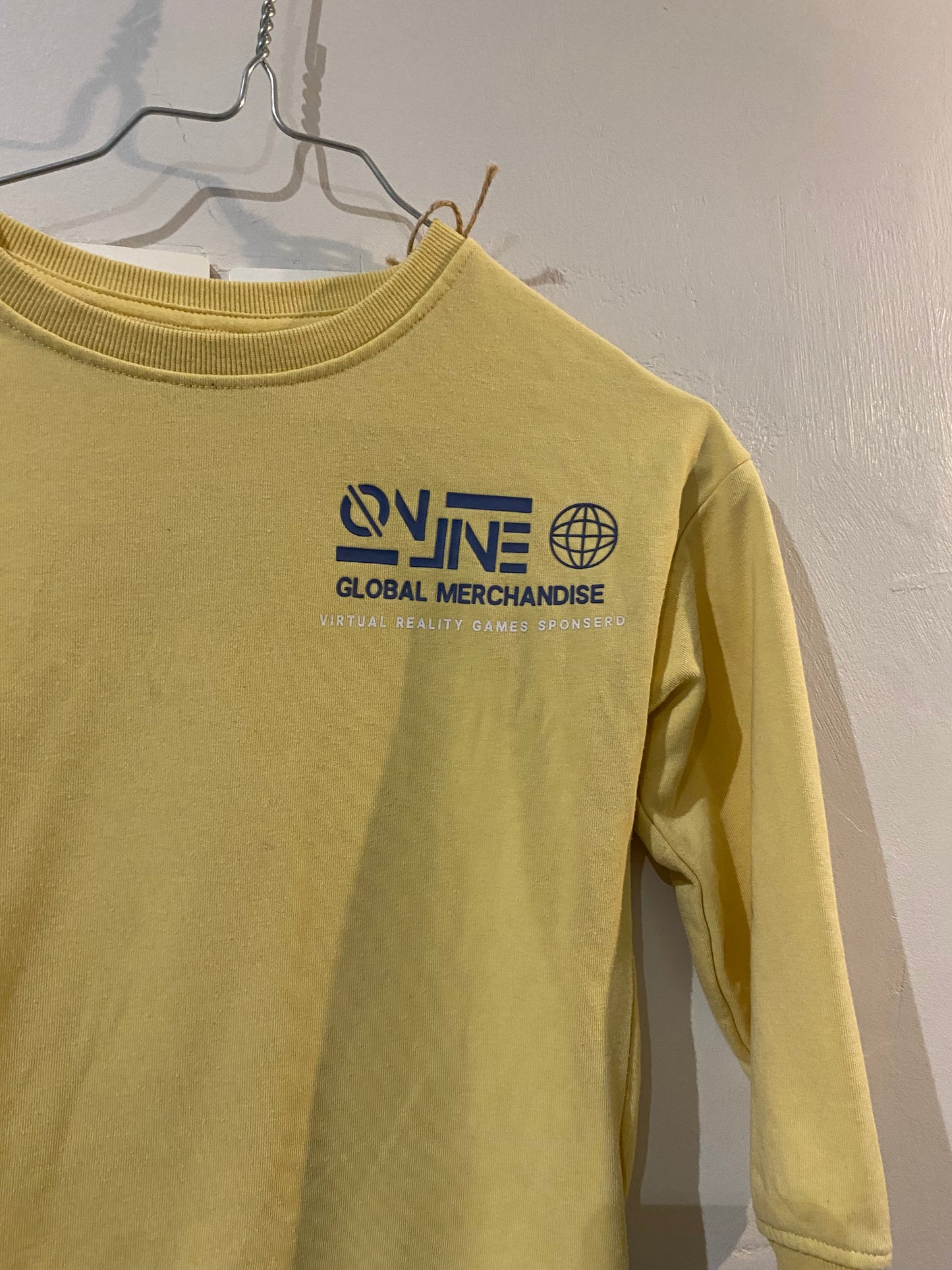 Sweat léger jaune – 7/8 ans – TEX