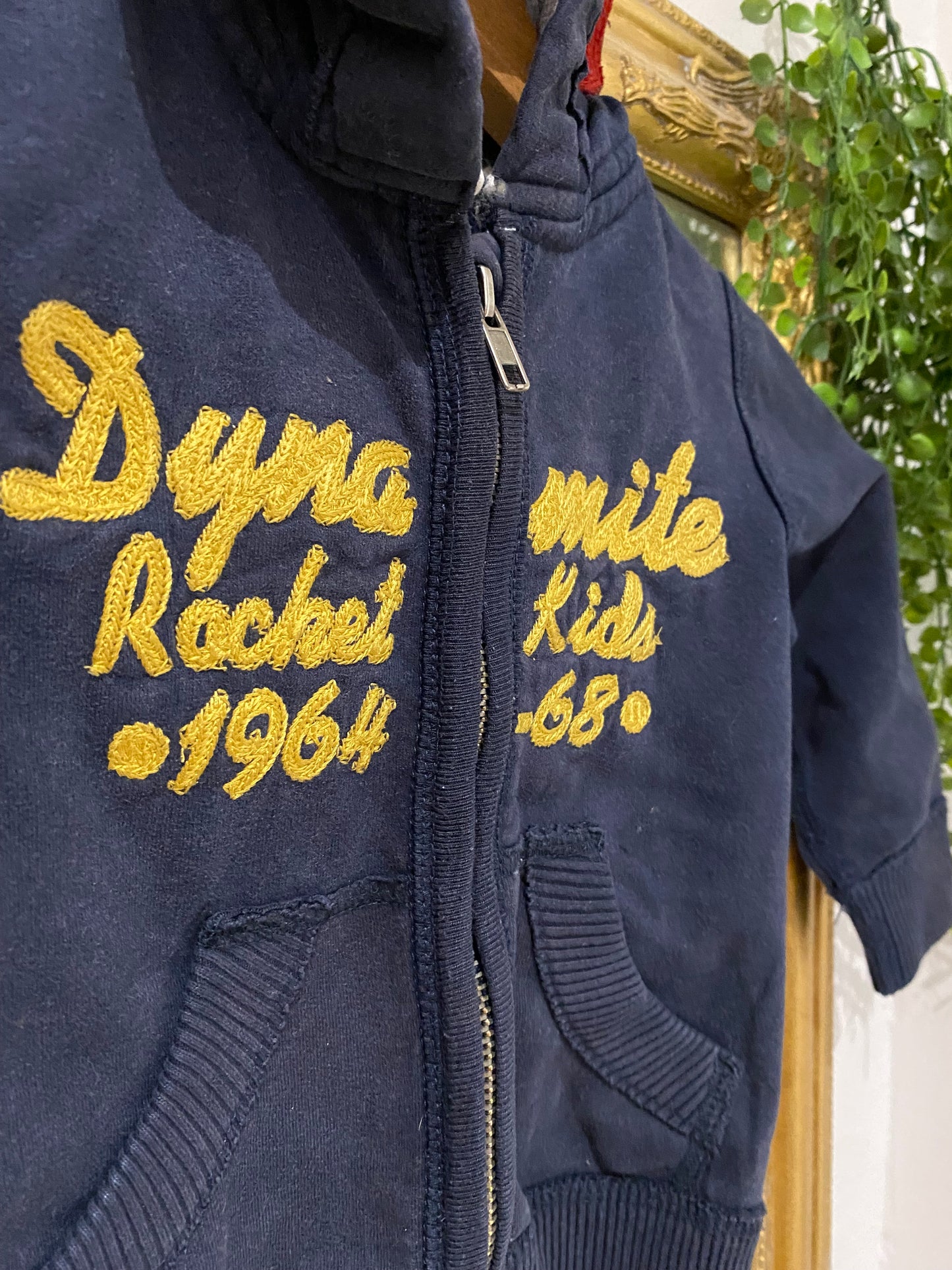 Sweat zippe 2 ans