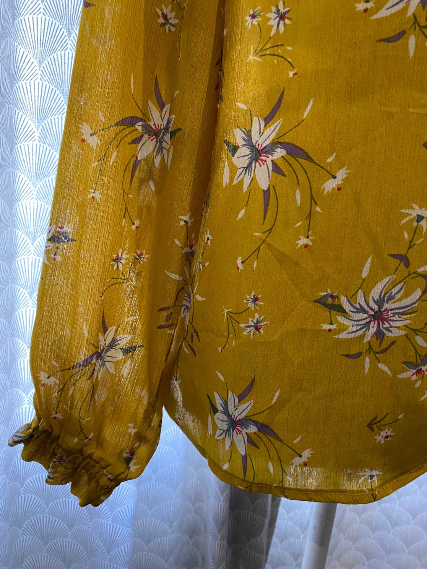 Blouse jaune à motifs transparents – Season – taille M