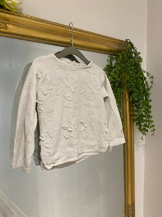 Pull blanc motifs fleurs 2 ans / 3 ans