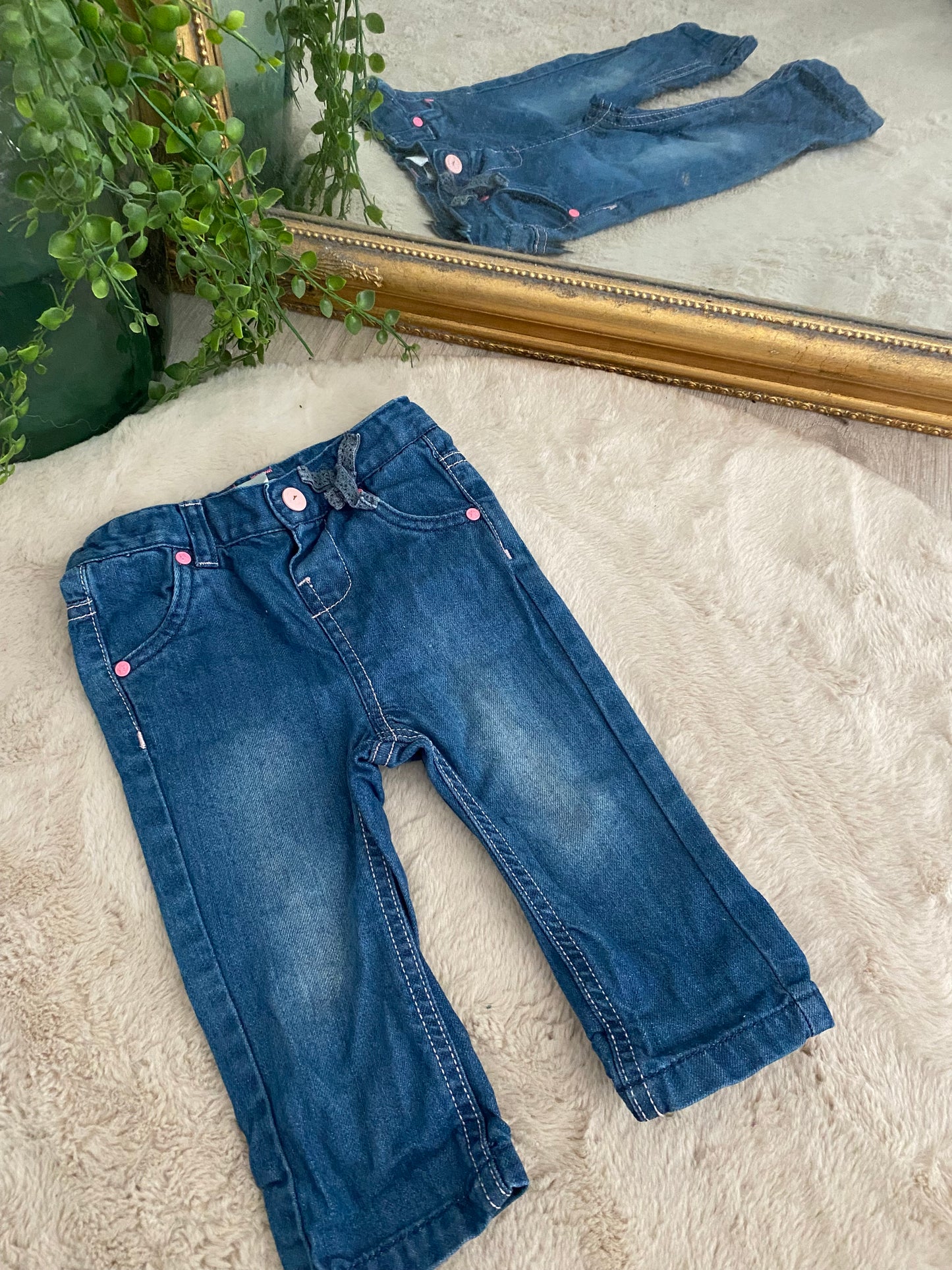 Jean regular avec boutons roses – 9 mois COCOON 👖🌸