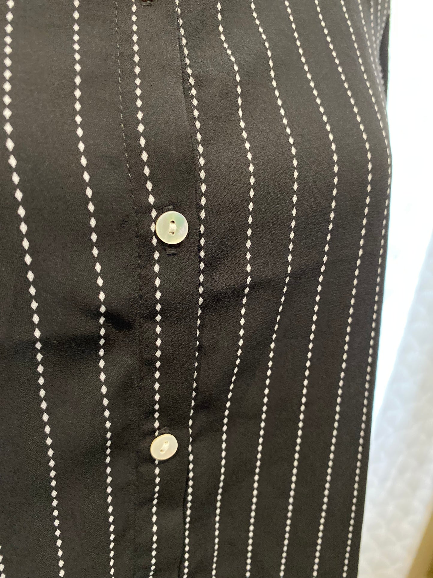 Blouse noire et blanche – Kiabi – taille M