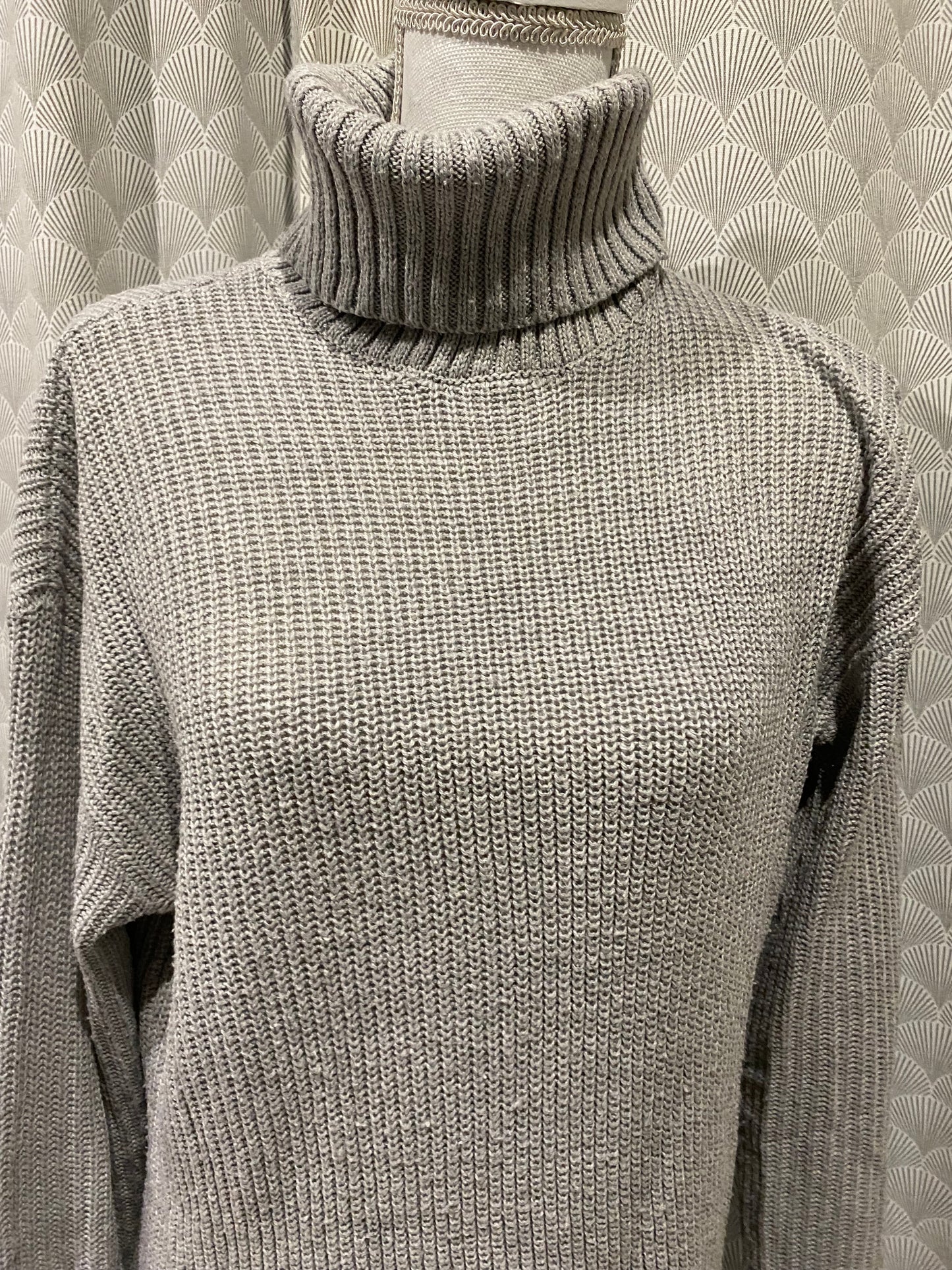 Robe grise clair effet laine – H&M – T.M