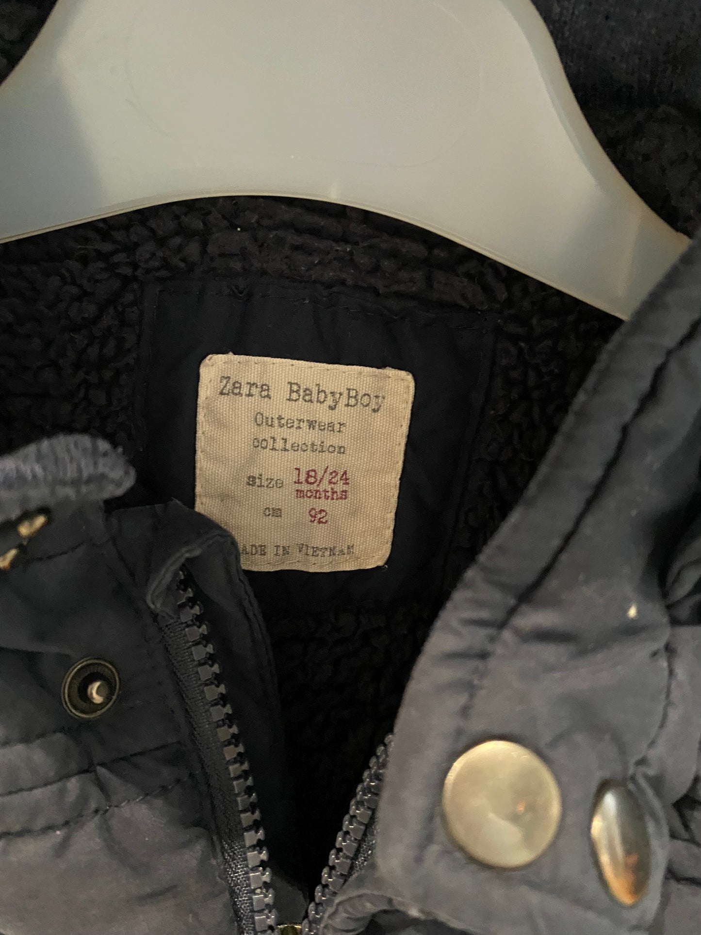 Doudoune marine intérieur chaud capuche amovible – Zara – 2 ans