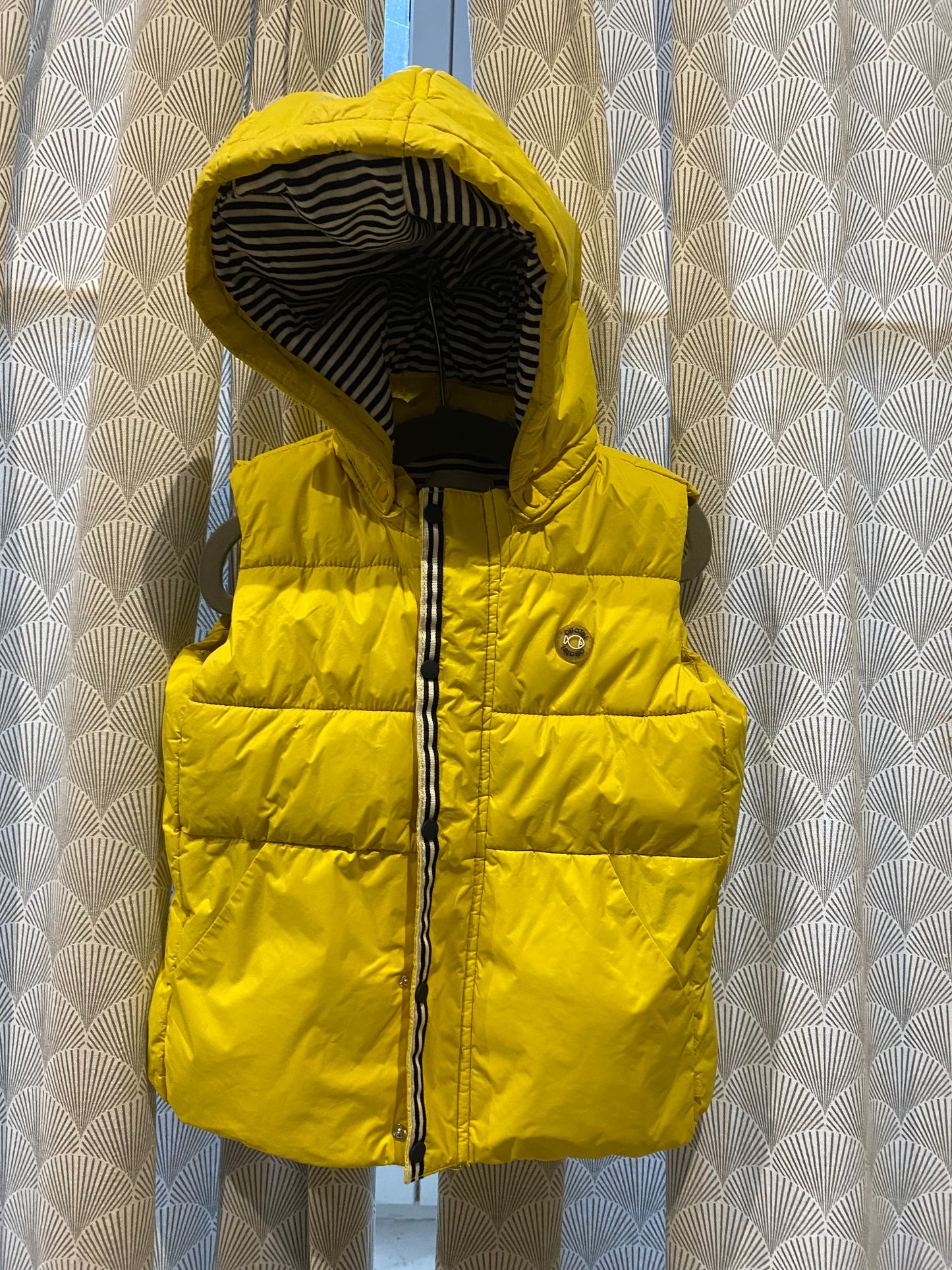 💛 Doudoune sans manches jaune – Obaïbi – 23 mois