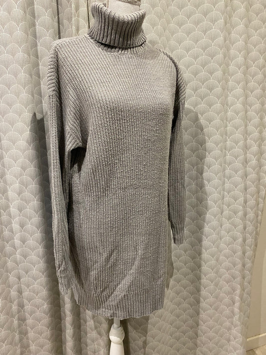 Robe grise clair effet laine – H&M – T.M