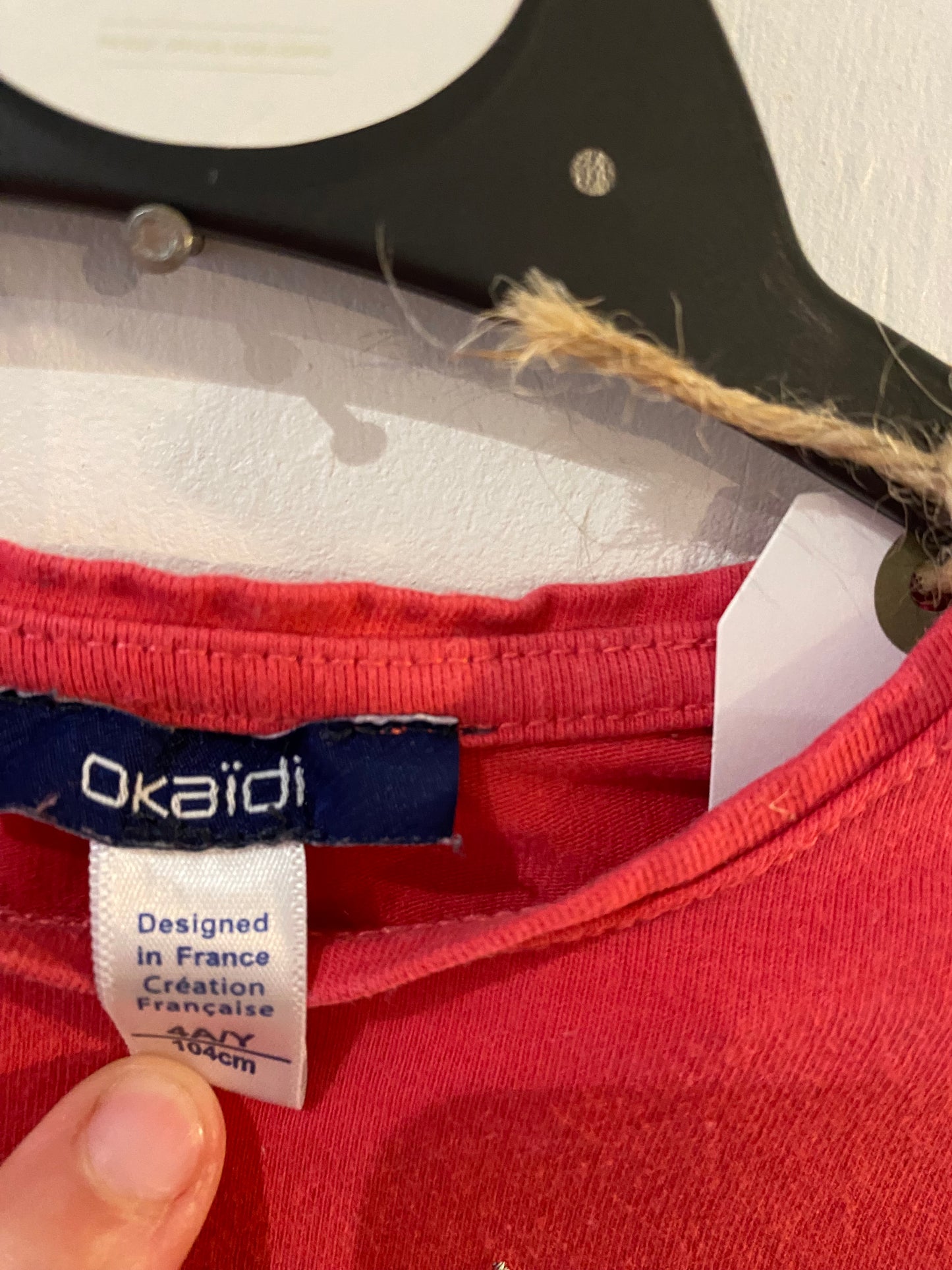 T-shirt fuchsia manches longues papillons – Okaïdi – 4 ans 🩷🦋