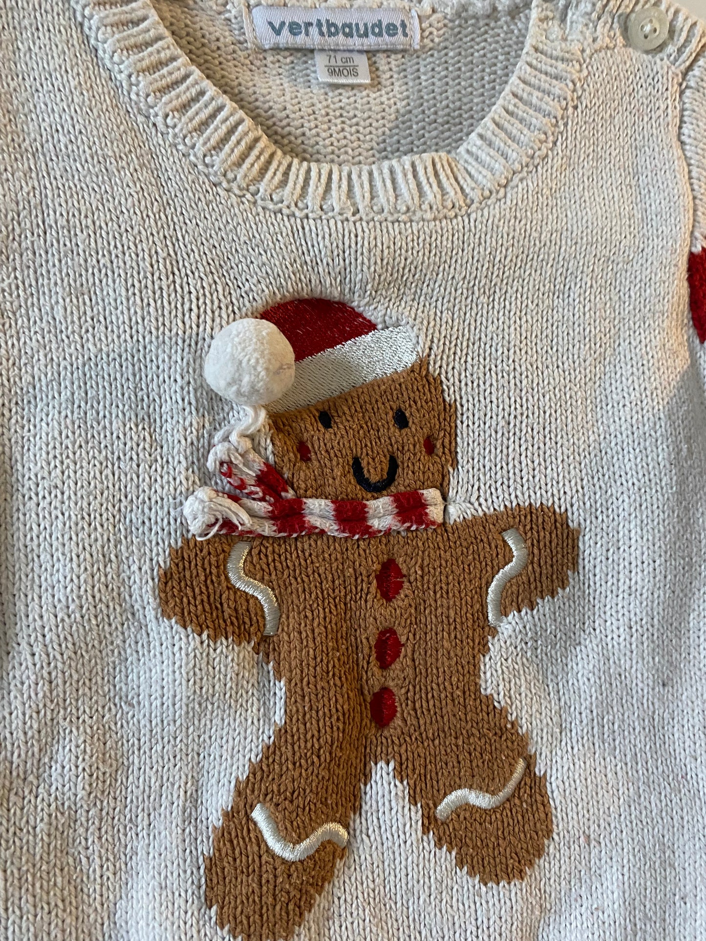 Pull bébé beige & rouge motif pain d’épice – 9 mois – Vertbaudet