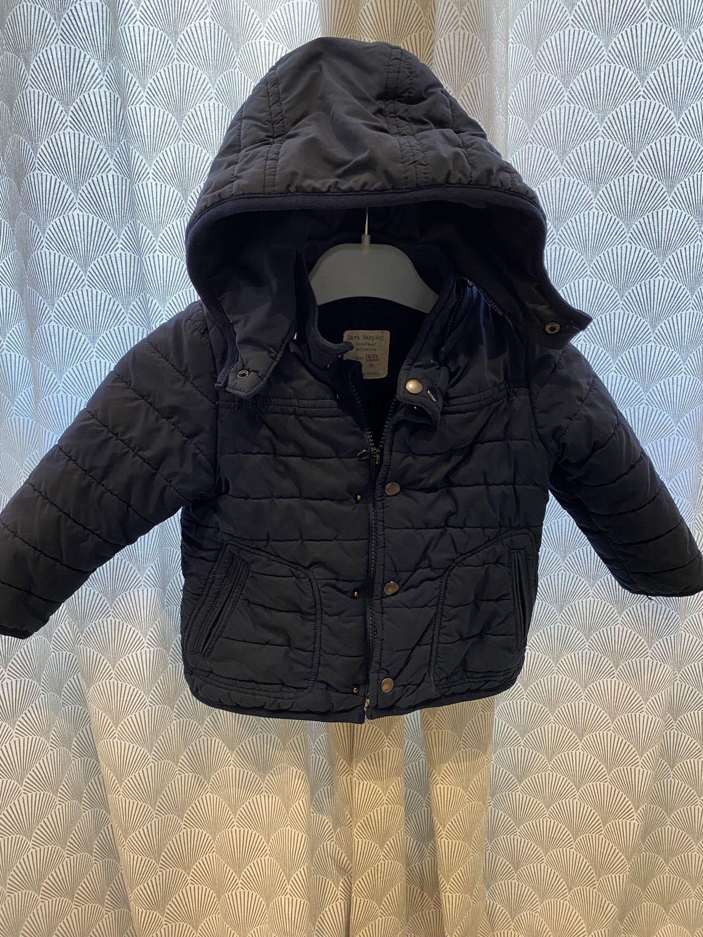 Doudoune marine intérieur chaud capuche amovible – Zara – 2 ans