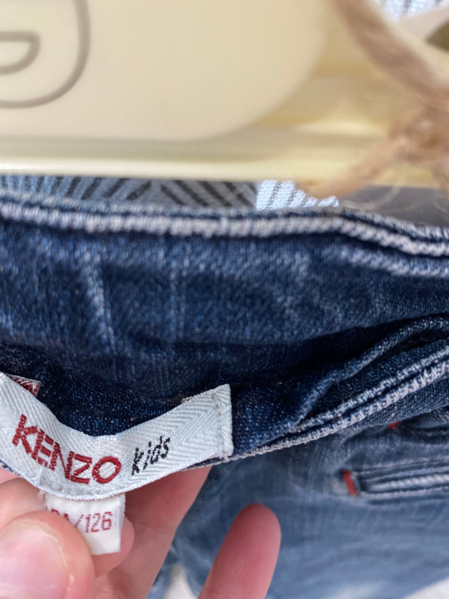 Jean slim 8 ans avec décor fleurs – Ancienne collection Kenzo