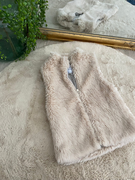 🐻 Gilet sans manches moumoute – Okaïdi – 8 ans