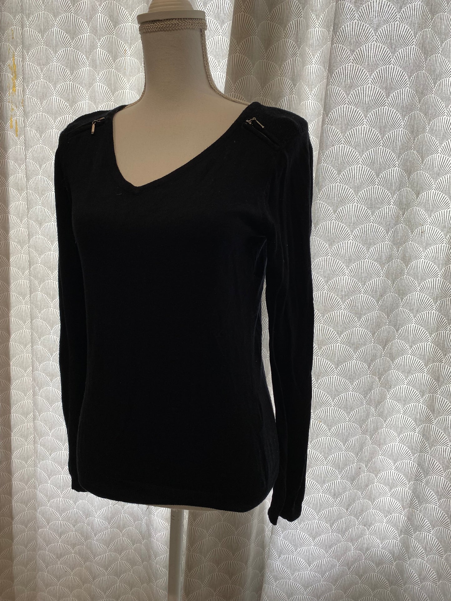 Pull à épaulettes pailletées Cache Cache – Taille M ✨🖤