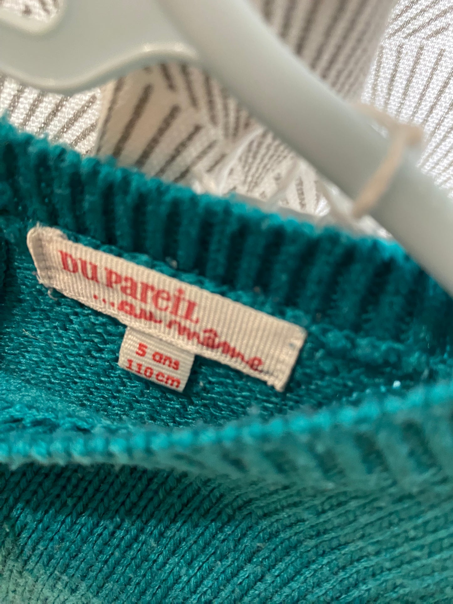 Pull bleu canard décor cygne – 5 ans – DPAM